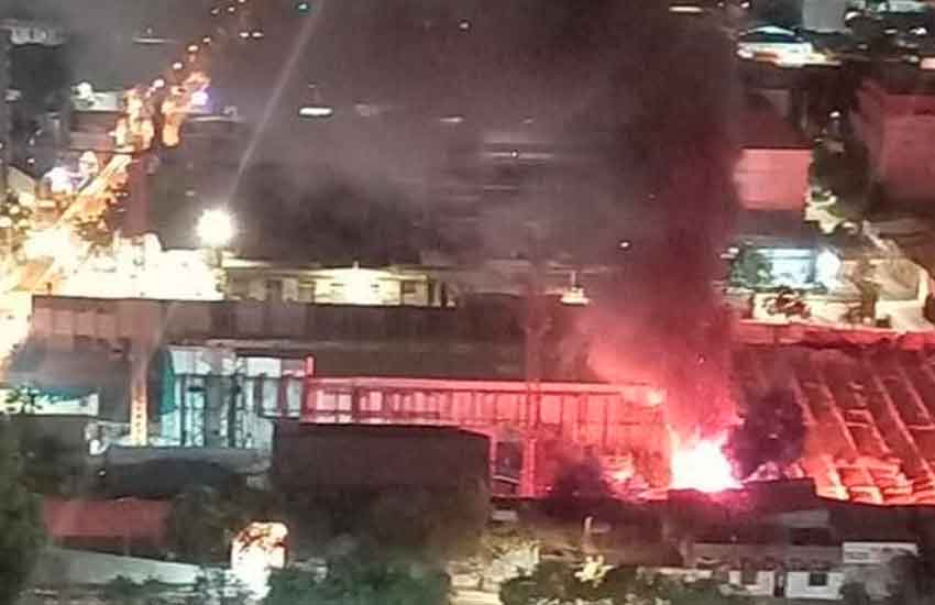 Incendio estructural en cité de Santiago deja 25 damnificados