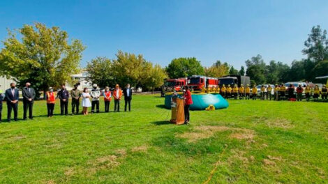 Embajada de USA dona piscinas para el combate de incendios forestales