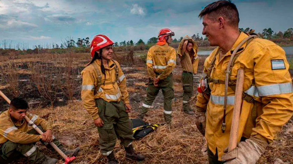 El Papa Francisco felicitó a los bomberos que lucharon contra los incendios