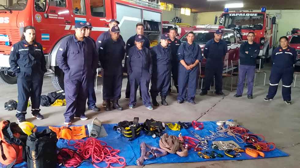 Curso de rescate con cuerdas dictado en Tapalqué