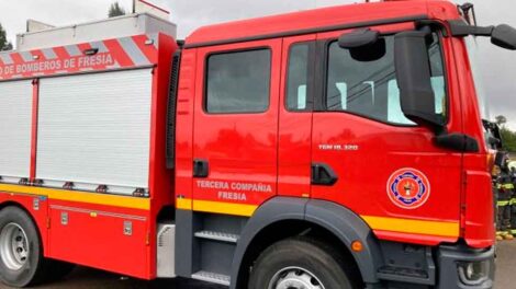 Bomberos de la Tercera Compañía en Fresia reciben nuevo carro