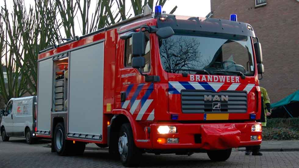 Bomberos Voluntarios de Armstrong reciben una nueva unidad