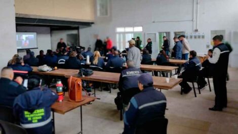 25 Bomberos Voluntarios se recibieron de radioaficionados