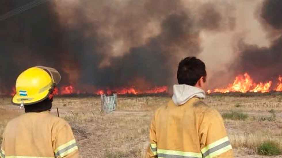 Bomberos preocupados por la creación de la Subsecretaría de Protección Civil