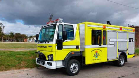 Bomberos Voluntarios de Venado Tuerto presentaron renovada unidad