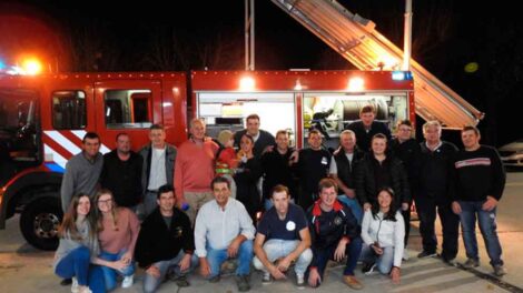 Bomberos Voluntarios de Aldea San Antonio adquirió una autobomba