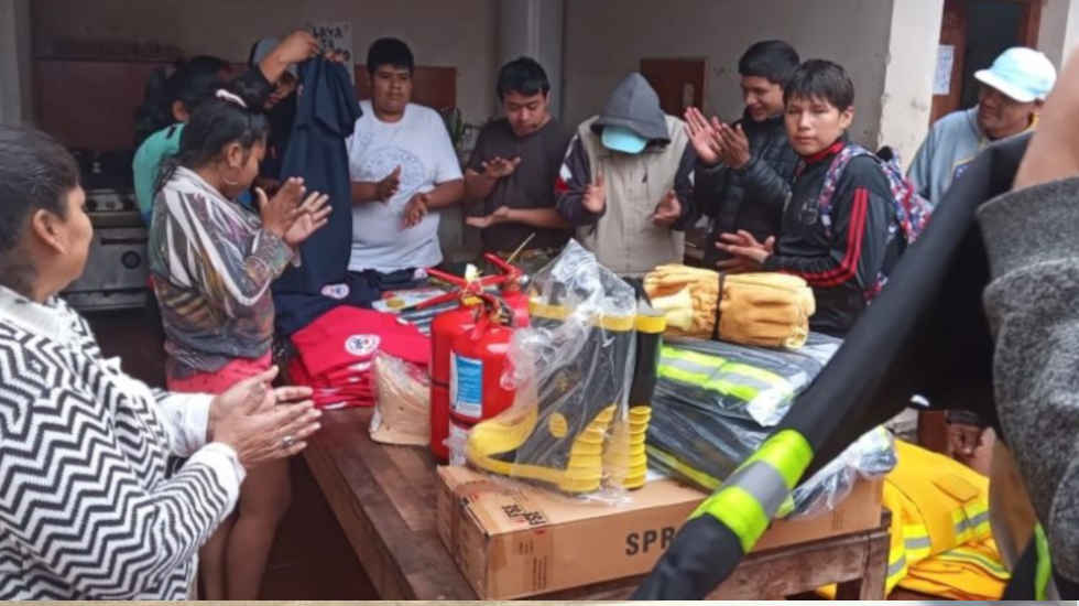 Embarcación: Bomberos Voluntarios recibió nuevo equipamiento