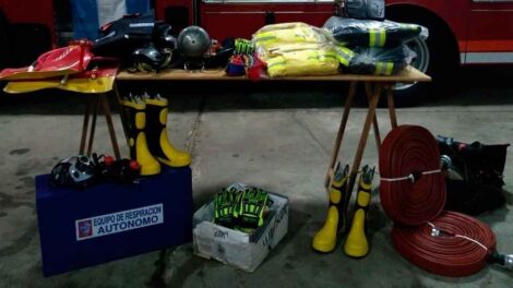 Bomberos Voluntarios de Arenaza recibieron nuevo equipamiento