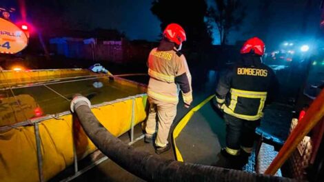 Población Padre Demetrio: Bomberos fueron atacados por grupo de personas