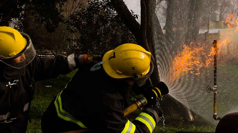 Bomberos voluntarios se sumarían a generación de energía