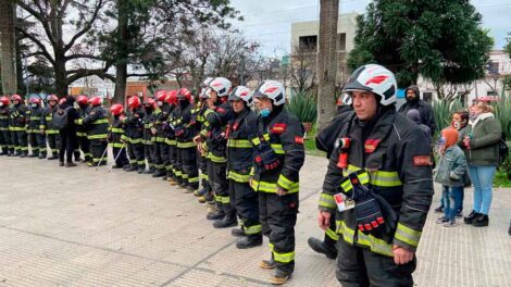 Bomberos Voluntarios de Escobar presentaron nuevos equipos