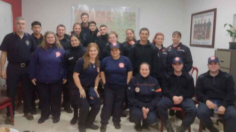 Los Bomberos de Bernasconi festejaron sus 11 años con una cena