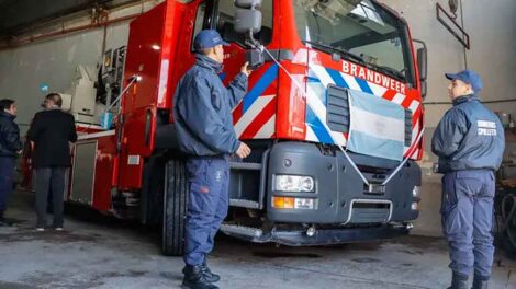 Bomberos de Cipolletti estrenó hidroelevador y nuevo cuartel 