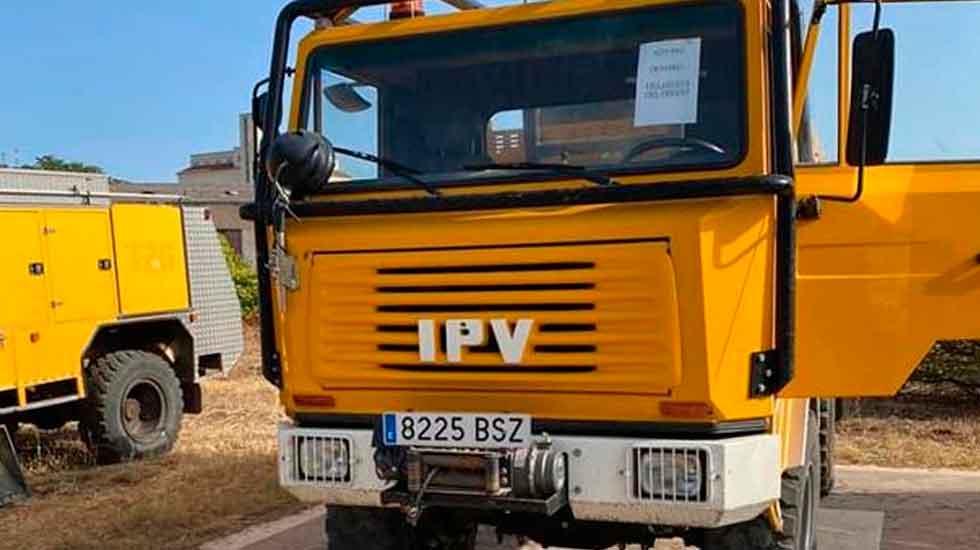 Los Bomberos Voluntarios reciben un nuevo y moderno camión
