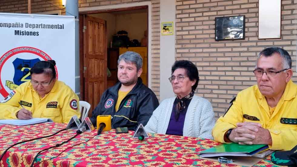 Bomberos voluntarios de San Juan Bautista lanzan campaña solidaria