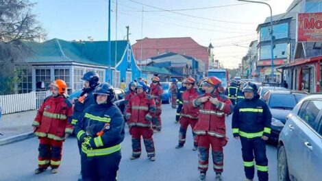 Bomberos protestaron contra la reducción del 50% de los recursos