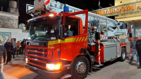 Bomberos Voluntarios de Hernando con nuevo hidroelevador 