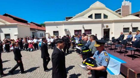 Santa Fe: Egresaron nuevos bomberos zapadores