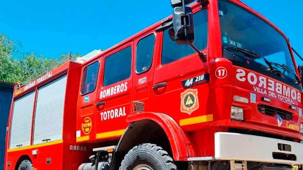 Bomberos Voluntarios Totoral con nuevo autobomba