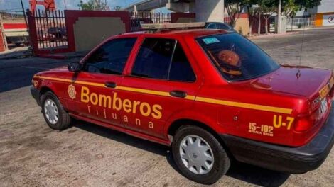 Roban auto a los bomberos y piden ayuda para localizarlo