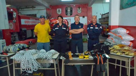 Bomberos Voluntarios de Zárate presentaron el nuevo equipamiento