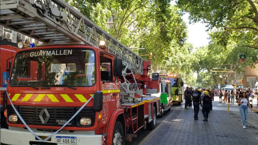 Ruidosa protesta en Mendoza en repudio a declaraciones del viceministro