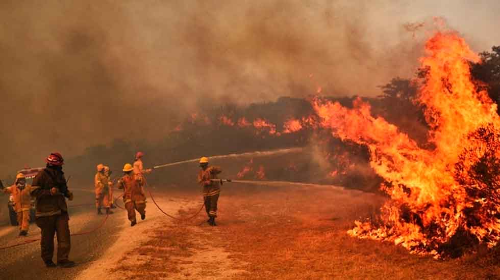 Bomberos voluntarios de Entre Ríos en alerta y movilización