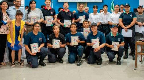 Bomberos de toda la provincia se capacitaron en lengua de señas