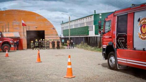 Brigada de Bomberos de Río Seco ahora cuenta con moderno carro