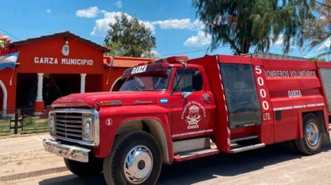 La comuna de Garza adquirió un camión de bomberos