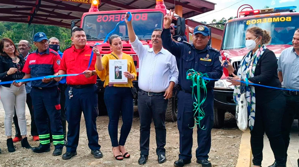 Inauguran nueva estación de bomberos en Ciudad Antigua