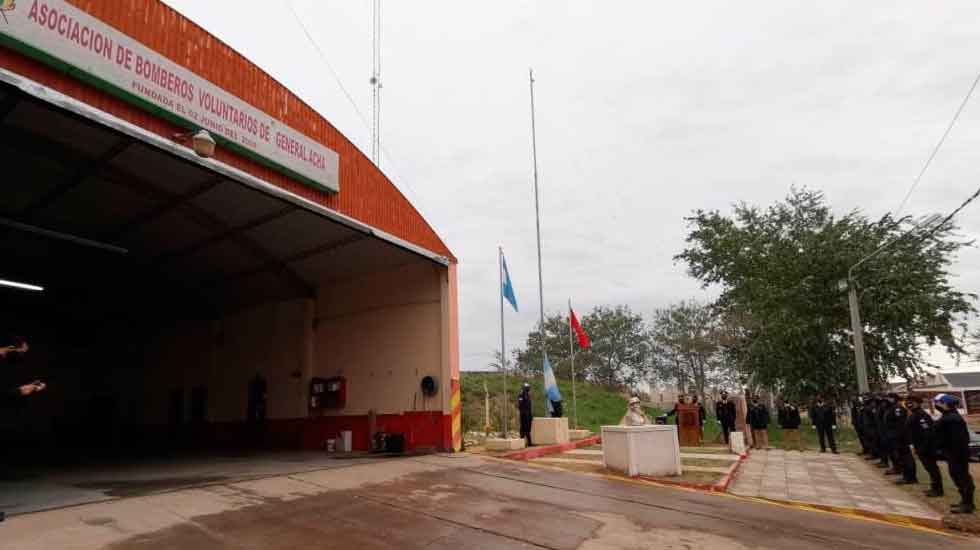 Los Bomberos Voluntarios de General Acha cerrarían el cuartel