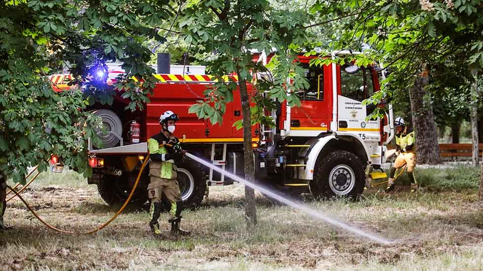 Bomberos se refuerza con una bomba rural pesada