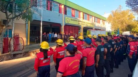 Bomberos riojanos se capacitan con instructores internacionales