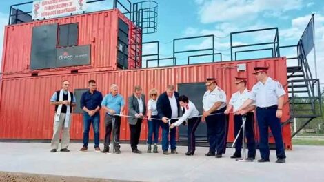 Inauguraron un simulador de fuego para entrenar bomberos