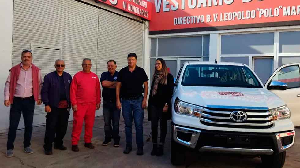 Bomberos Voluntarios presentaron una nueva unidad 4x4