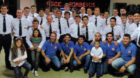 49 años de la creación de Bomberos Voluntarios Armstrong