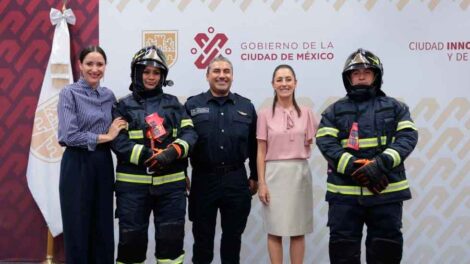 Nuevo equipamiento para mujeres y hombres del Heroico Cuerpo de Bomberos