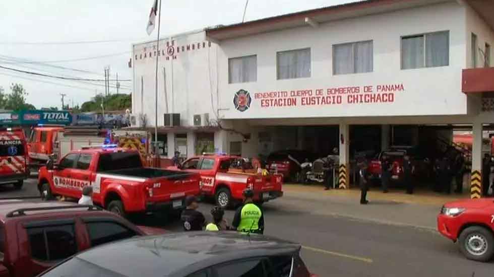 Bomberos de Panamá intensifican protestas por falta de ajustes salariales