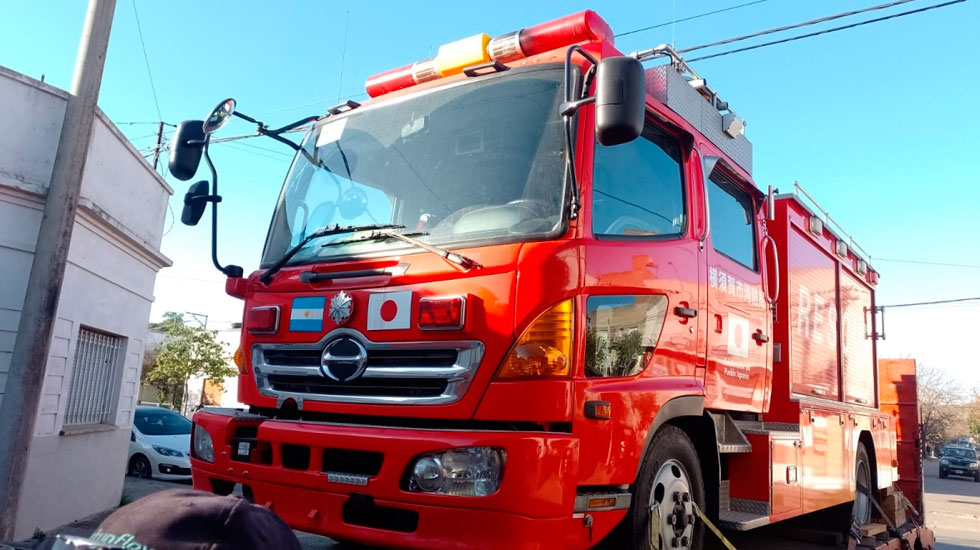 Desde Japón arribó una nueva unidad para Bomberos de Gualeguaychú