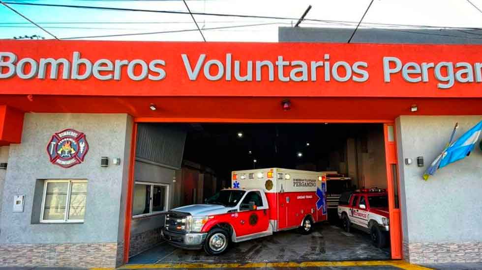 Los bomberos de Pergamino presentaron un nuevo vehículo