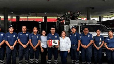 Empresa dona equipo a Bomberos Conurbados en Boca del Río