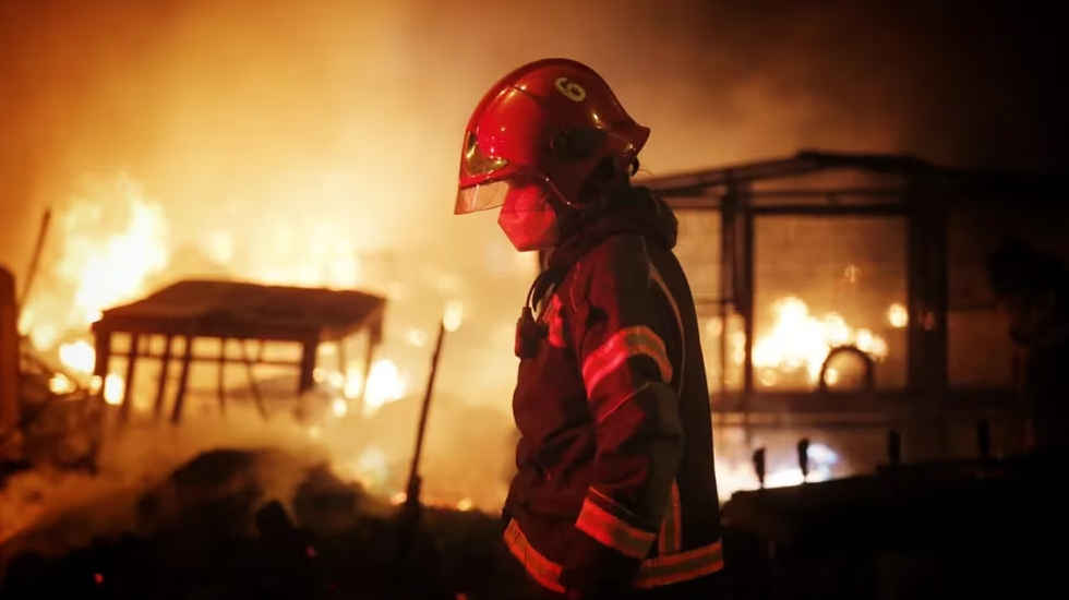 Proyecto de ley propone otorgar bono para bomberos