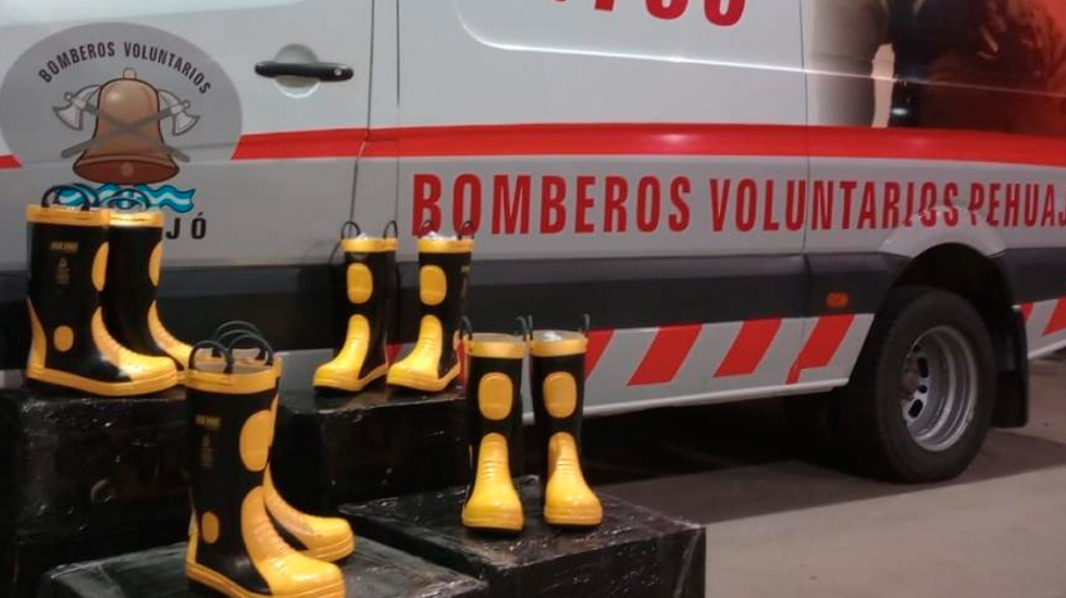 Bomberos Voluntarios Pehuajó adquiere indumentaria