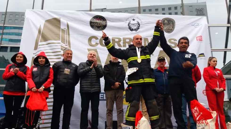 La historia del bombero que llevará la antorcha panamericana