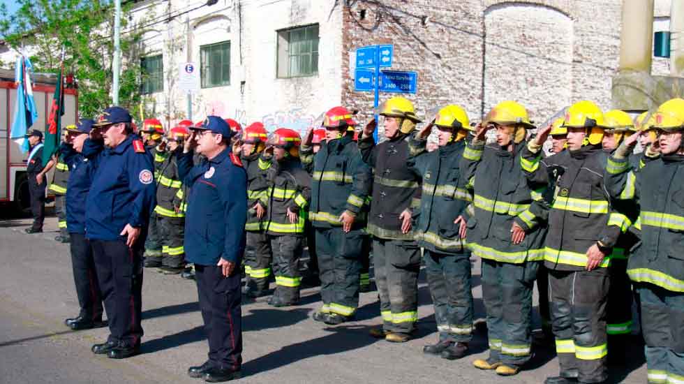 74 años de la Asociación de Bomberos Voluntarios de Olavarría