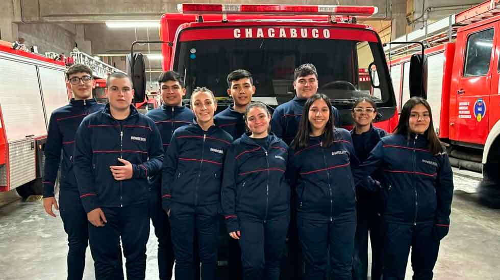 Indumentaria para los cadetes de Bomberos Voluntarios