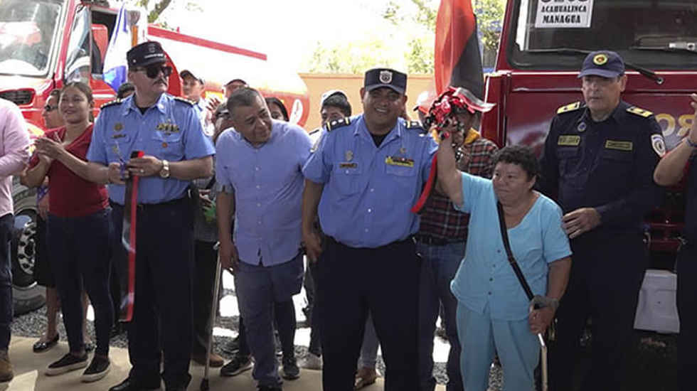 Bomberos Unidos inaugura estación en el barrio Acahualinca