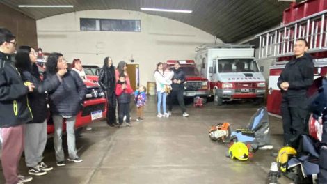 Bomberos abrió sus puertas para recibir a la comunidad