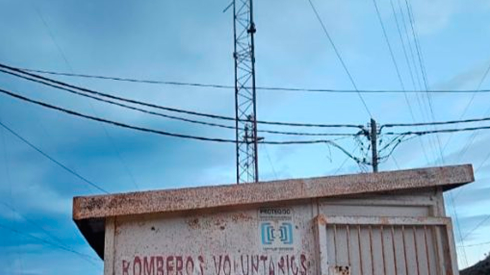 Les robaron cables de la antena repetidora a los bomberos